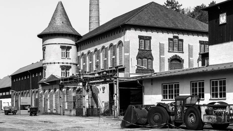 Anhänger Zentrum Hanau Ausstellungshalle mit verschiedenen Anhängertypen
