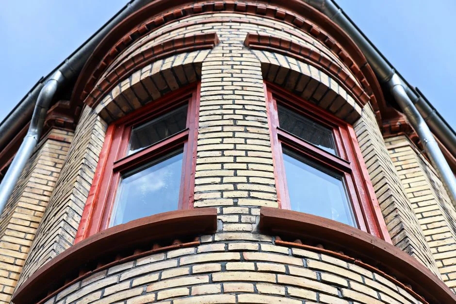 Fenster Montage RAL Einbau Laibungsdaemmung Hanau Altbau Detail
